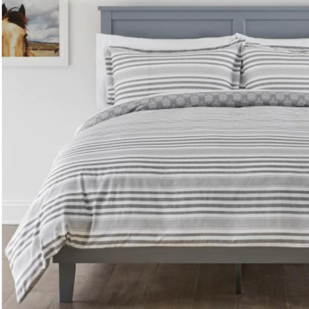 King FarmHouse Gray Abstract Stripe DuvetCover with Comforter